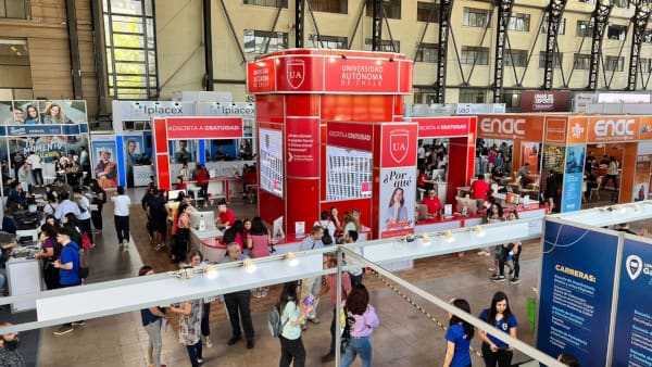 Feria Postulaciones Estación Mapocho